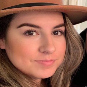 Meet your Posher, Lizzy